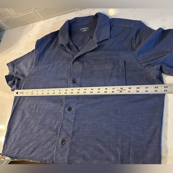 Untuckit Sapori Camp Cotton Slub Collar Shirt Size Medium Button - Picture 9 of 10